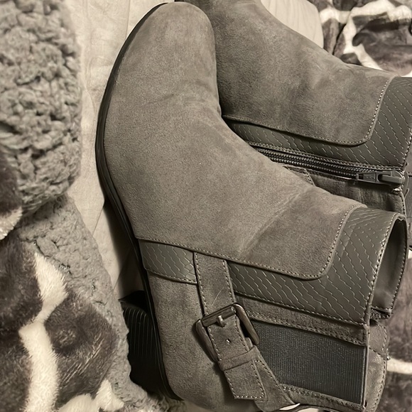 Craft and Borrow boots - Picture 3 of 4